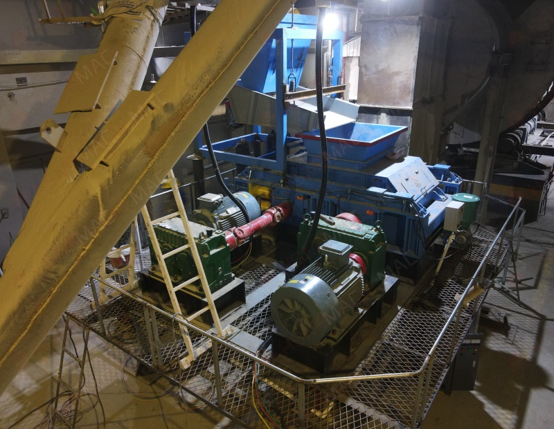 Mountain Stone Sand Making Production Line Project | Huashengming Hydraulic Double Roll Mountain Stone Sand Maker