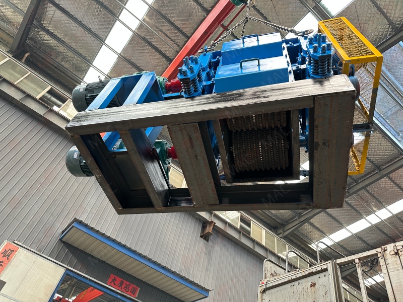 Four Roll Crusher Workshop Shooting Four Roll Crusher Workshop Shooting
