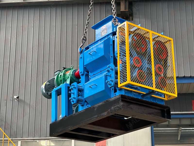 Four Roll Crusher Workshop Shooting Four Roll Crusher Workshop Shooting